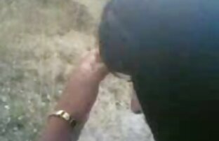 XXX उसने अपनी भतीजी को उंगली सेक्सी हिंदी मूवी सेक्सी से देखा और भाग लेने का फैसला किया
